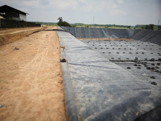 Sızıntı Önleyici 2mm HDPE Geomembran Baraj Rezervuarı Tarımsal Gölet Astarı